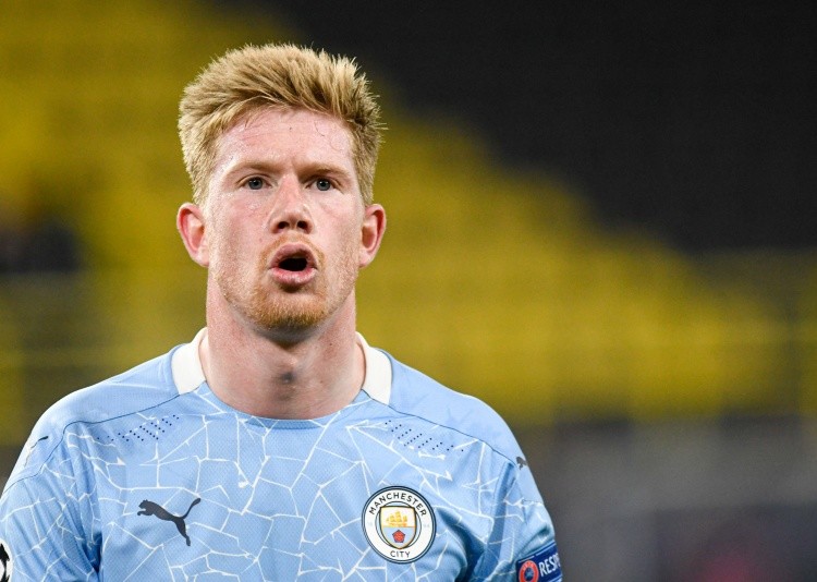 记者：库尔图瓦也伤了，将不会参加11月份国家队比赛