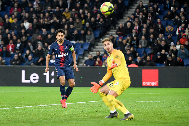 球迷在青年欧冠里对切尔西球员进行种族歧视，卡拉巴赫被罚款