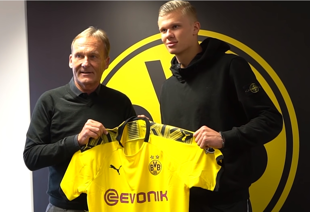 皇马2025年售出超过300万件球衣，为全球足球俱乐部第一（2025年皇马球衣销量突破300万件，全球俱乐部销量第一）