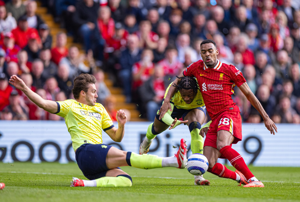 中场大师又送逆天传球