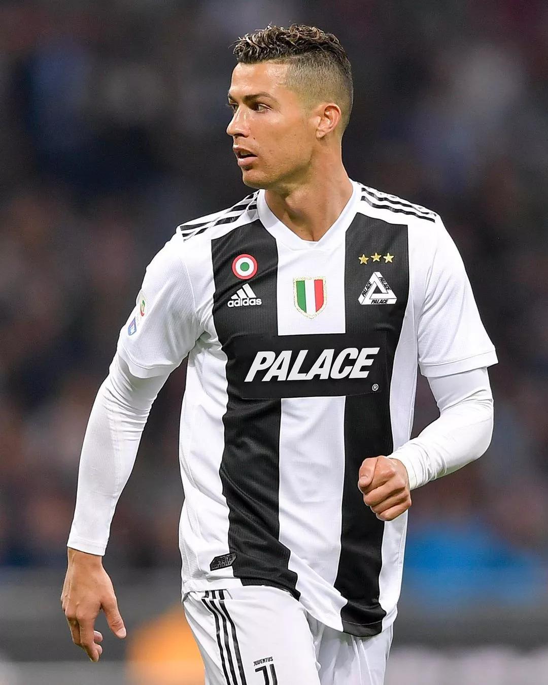 拜仁本赛季德甲首次落后，也是首次在上半场丢球（德甲本赛季，拜仁首次在上半场失球并首次陷入落后）