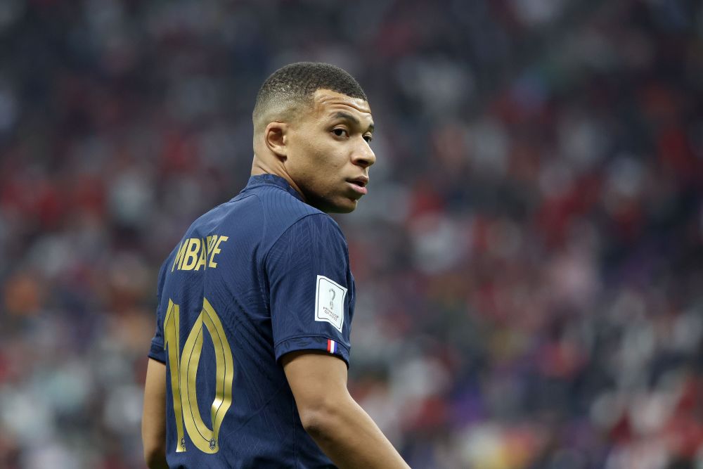 鲁媒：山东泰山队将于明年1月7日赴海口冬训，由韩鹏带队