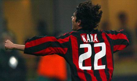 世体：阿隆索回归获利物浦球迷热烈欢迎，阿诺德却遭嘘声相待